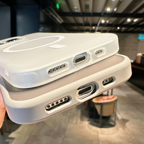 iPhone 17 Skal - Transparent TPU Hybrid PC med MagSafe Grå