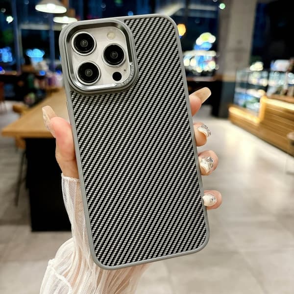 iPhone 16 Pro Skal Kolfibertextur med MagSafe Magnetisk Stötsäker Grå