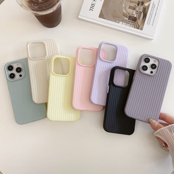 iPhone 16 Pro Macaroon Tile Stripe TPU Hybrid PC Skal Svart