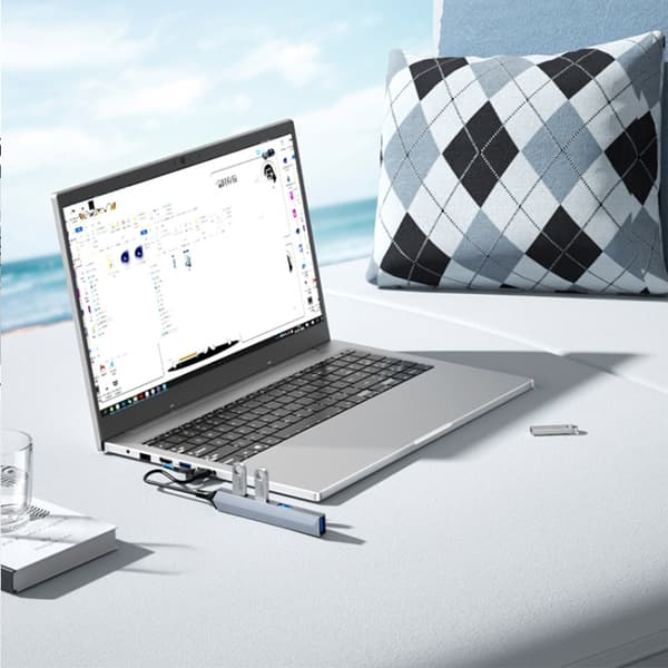 V252B 4-i-1 USB + USB-C/Typ-C Multifunktionell Dockningsstation Hub Adapter