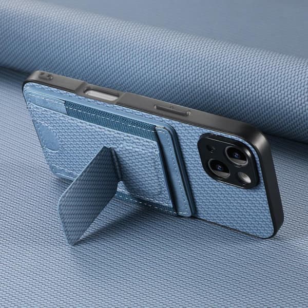 iPhone 17 Pro Skal - Kolfiber med Fällbart Ställ och Elastisk Kortficka Blå