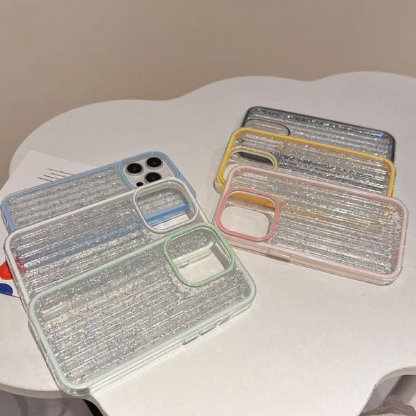iPhone 16 Pro Max Glitter Corrugerad PC Hybrid TPU Skal Vit
