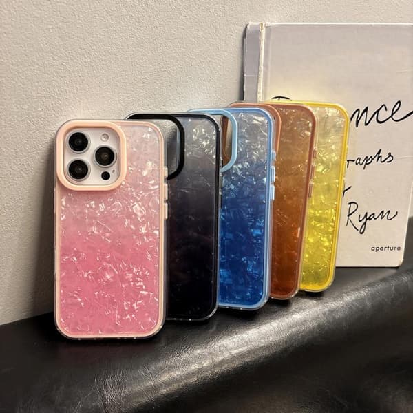 iPhone 16 Pro Skal med PC Linsering, Gradient och Textur – 3 1 Telefon Skal Svart