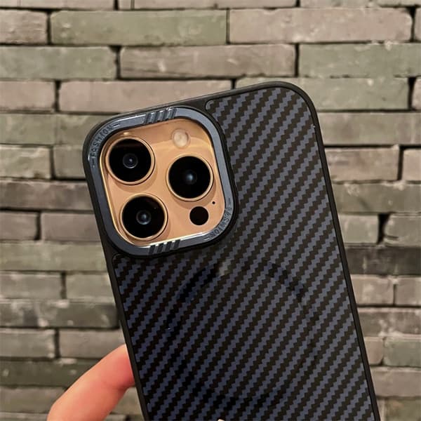 iPhone 16 Pro Kolfiber MagSafe Magnetisk Skal