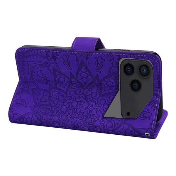 iPhone 18 Pro / iPhone 17 Pro Skal läderfodral med mandala präglad design - dubbelvik Purpur