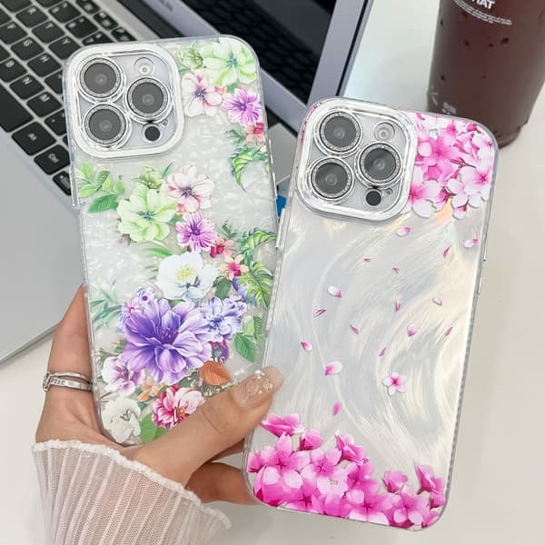 iPhone 16 Pro Skal med Elektropläterade Blommor och Växttextur Vildblomma FL2