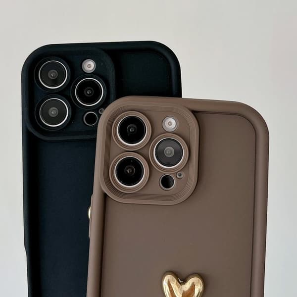 iPhone 16 Pro Max Solid Color 3D Kärlek TPU Skal med Lanyard Svart