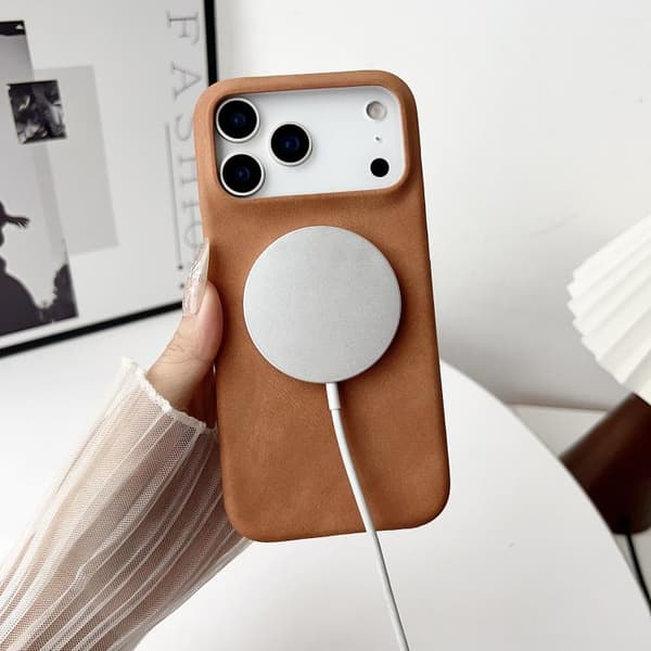 iPhone 18 Pro / iPhone 17 Pro Skal - äkta fårskinn med MagSafe Grå
