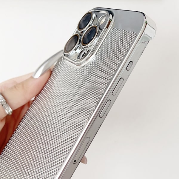 iPhone 16 Pro Electroplaterad PC Ramfri Kylskal Silver