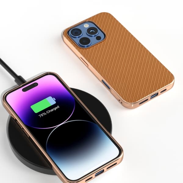 iPhone 16 Pro Nano Elektropläterad Kolfiber Textur Skal Brun