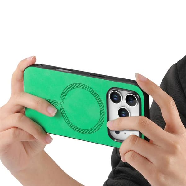 iPhone 18 Pro Max / iPhone 17 Pro Max Skal - Solid Color Retro Magsafe PU Grön