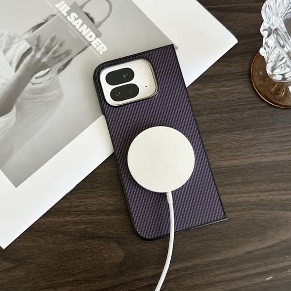 för Pixel 9 Pro Fold Skal i Kolfiberläder med MagSafe - PC Telefonfodral Silver