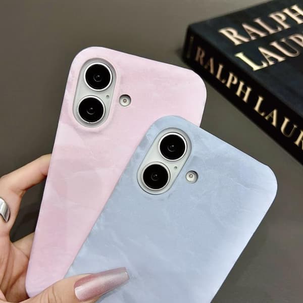 iPhone 16 Pro Velvet Läderfodral - Halv täckning Skal Gul