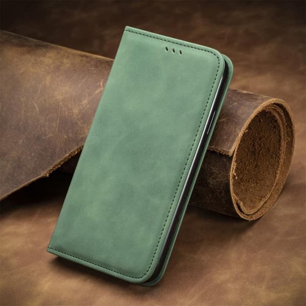 iPhone 18 Pro Max / iPhone 17 Pro Max Skal läderfodral med retro känsla och magnetisk flip Grön
