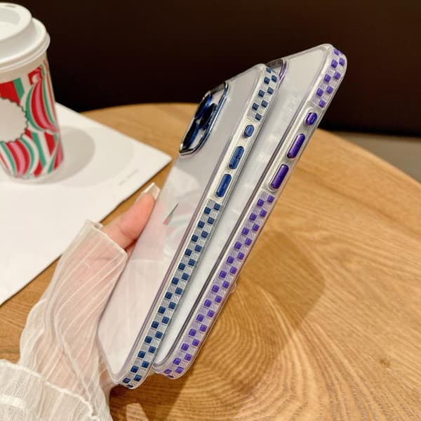 iPhone 16 Pro Max Transparent Skal med Linsskydd Grå