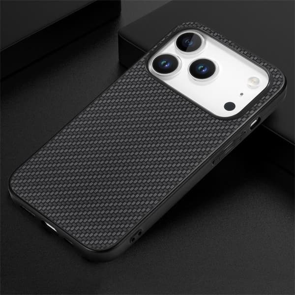 iPhone 18 Pro Max / iPhone 17 Pro Max Skal - kolfibertextur och läder Svart