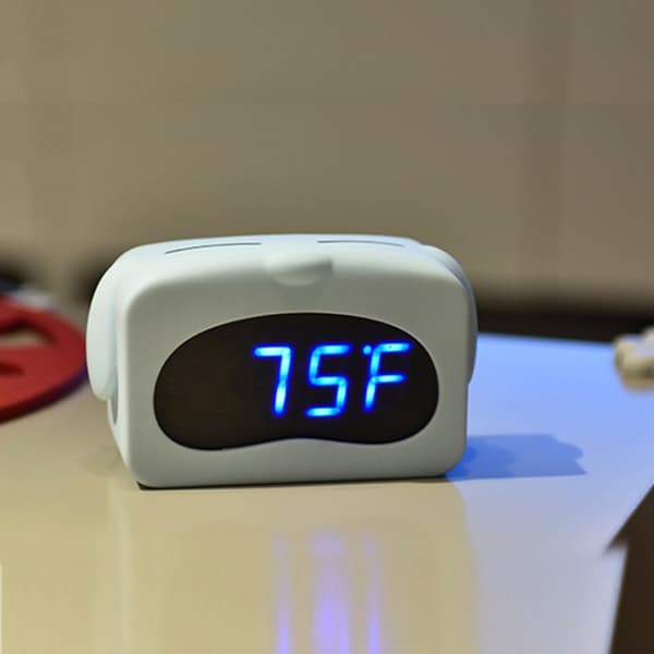 Mini söt tecknad multifunktionell digital lysande termometer liten väckarklocka (blå hjort)