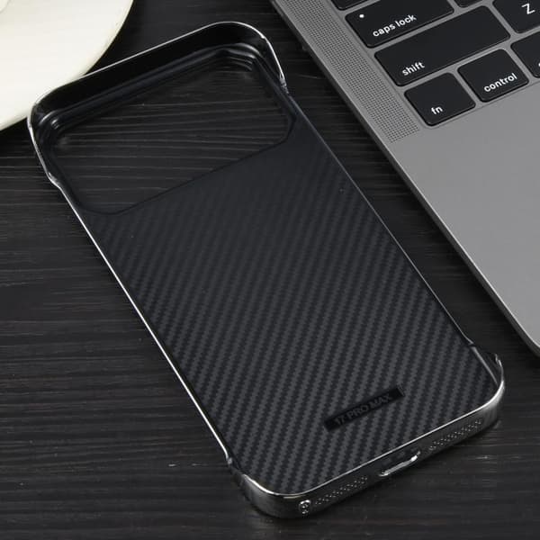 iPhone 18 Pro Max / iPhone 17 Pro Max Skal - elektropläterad, ramfri, frostad och anti-reflex PC med MagSafe Silvervit