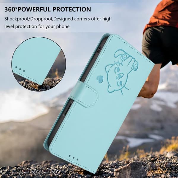 iPhone 18 Pro / iPhone 17 Pro Skal läderfodral med präglat hjärta och kattdesign samt handrem Mintgrön