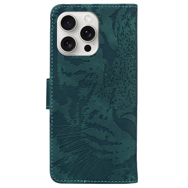iPhone 16 Pro Tiger Embossing Pattern Fodral - Elegant och Slitstark Skal Läder Grön