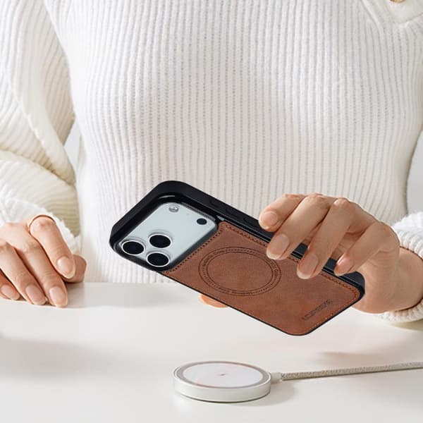 iPhone 18 Pro / iPhone 17 Pro Skal med MagSafe från LC.IMEEKE Brun