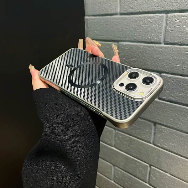 iPhone 16 Pro Max AG Kolfiber Frameless MagSafe Skal Svart
