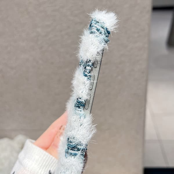iPhone 16 Pro Randig Tyg Plush TPU Skal Rosa