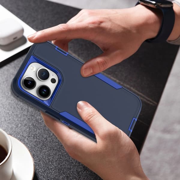 iPhone 16 Pro Max 2 1 Magnetisk PC + TPU Skal Lila Röd & Rosa