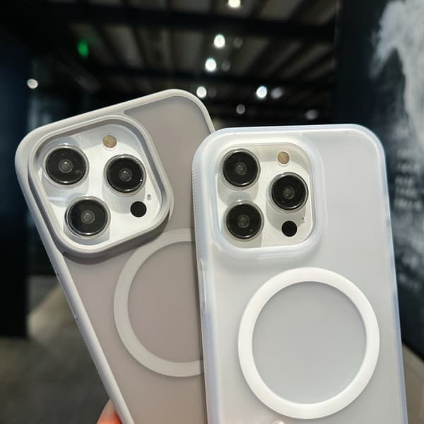 iPhone 16 Pro Transparent TPU Hybrid PC Magsafe Skal Blå