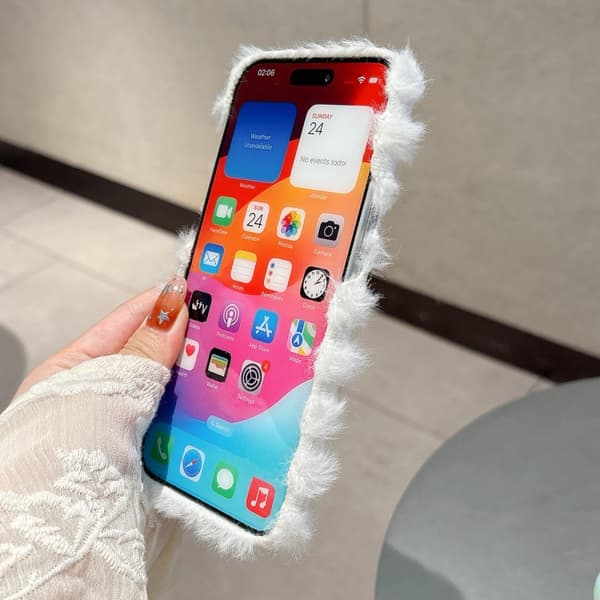 iPhone 16 Pro Max Horisontellt Randig Plush TPU Skal Vit