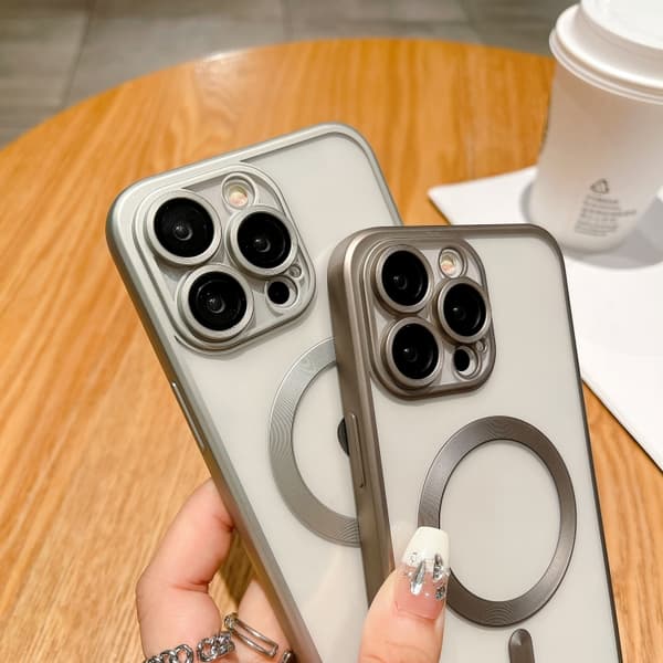 iPhone 16 Pro Max MagSafe Magnetisk Frostad TPU Skal Mörkblå