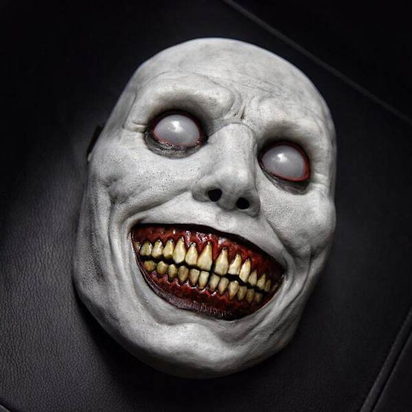 Halloween Exorcist Skräckmask Party Smiley Face Creepy Demon Cosplay Prop