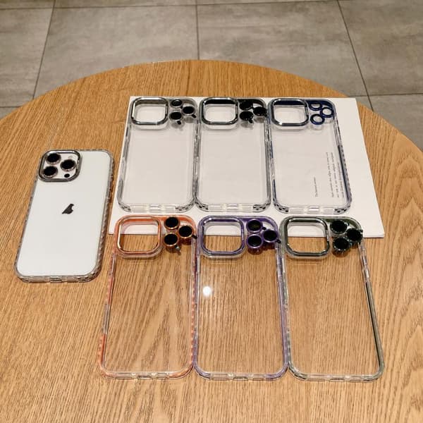 iPhone 16 Pro Transparent Skal med Linsskydd Orange