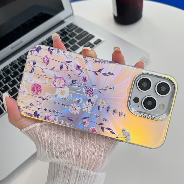 iPhone 16 Pro Max Skal med Elektropläterad Laser Blomstertextur Blomma AH1