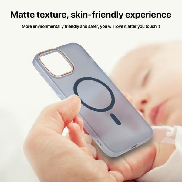 iPhone 16 Pro Max Translucent Frosted Skal med MagSafe Svart