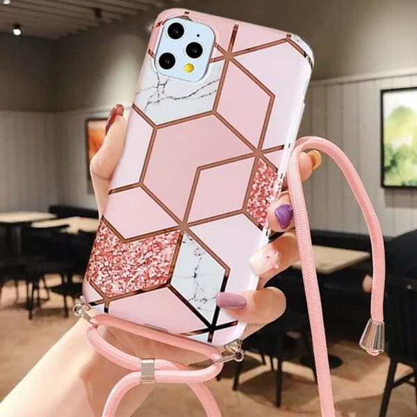 Telefonfodral - BOOLING - för iPhone 11 Pro Max - Glansig Rosa - Marmor Mönster - Rep resistant Stötsäker Rosa