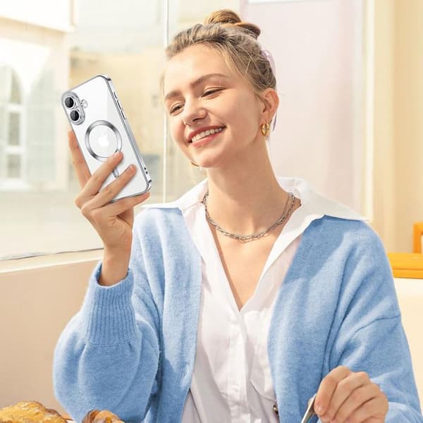 Skal - BOOLING - iPhone 17 - Silikon - Silverfärgad Magnetring - Stötsäker Silver