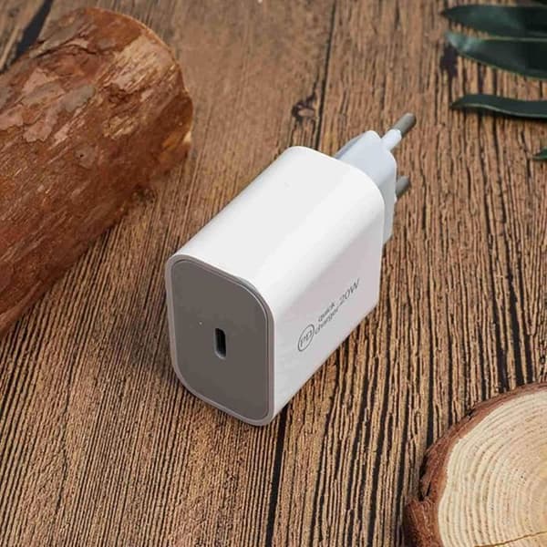 Nätadapter - STRAßE TECH - PD 20W - USB-C - Snabbladdning - Kompatibel med iPhone och Android