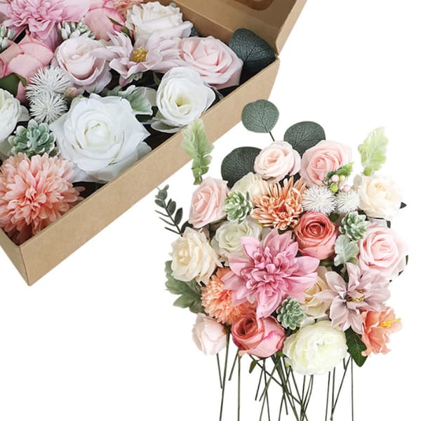 Brudbukett med blommor för bröllop pink
