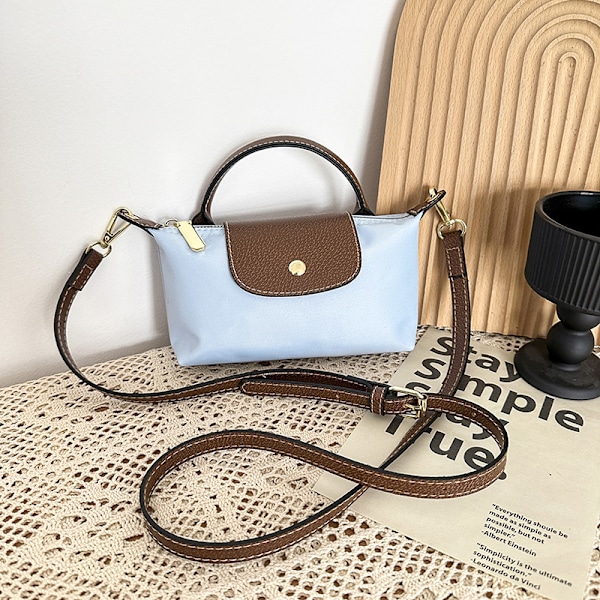 Mote Colorblock Mini Crossbody Veske for Kvinner, Ensfarget Firkantet Veske med Justerbar Stropp, Elegant Håndveske Light blue