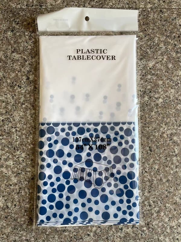 2-pack plastdukar, prickig duk, rektangulärt bord