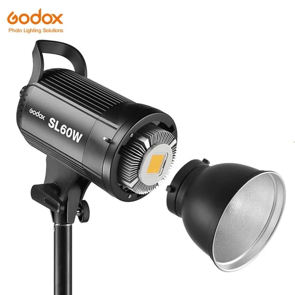 Godox LED -videovalo, 5600K värilämpötila, Bowens-kiinnitys.