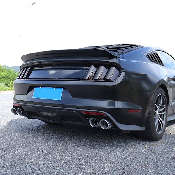 Bilens bakre bakljuslock, akryl rökt svart, passar till Ford Mustang 2015-2017, Svart Black