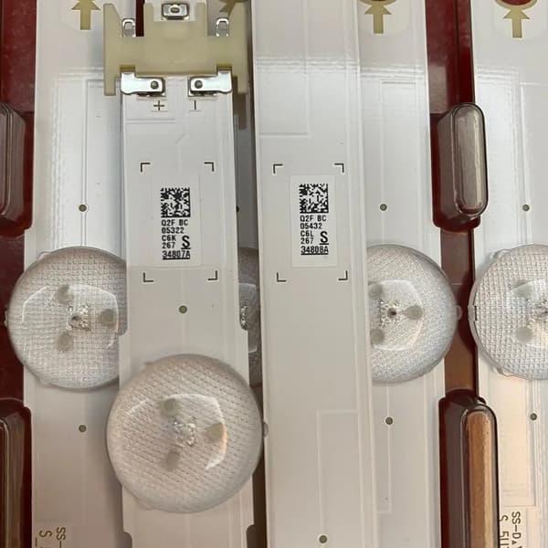 LED Baggrundsbelysningsstrimmel, Lang levetid 100.000 timer, Energi-effektiv, Nem integration