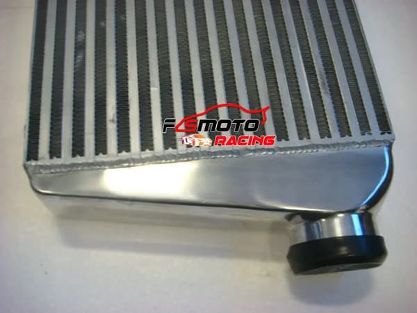 Aluminium Intercooler, Effektiv Kyldesign, Kompakta Mått, Stora Inlopp och Utlopp