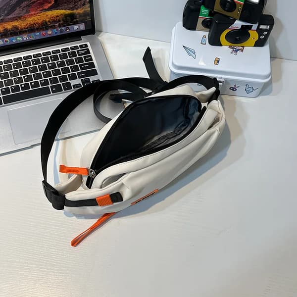 Brysttaske i japansk stil til kvinder, afslappet sportstaske til mænd, skuldertaske med stor kapacitet til studerende White
