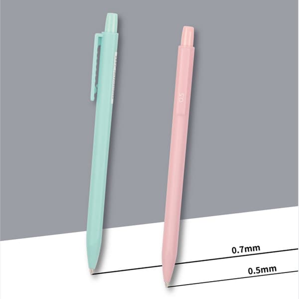 6 STK/Sett Automatisk Penn 0.5MM 0.7MM 0.5mm 6PCS