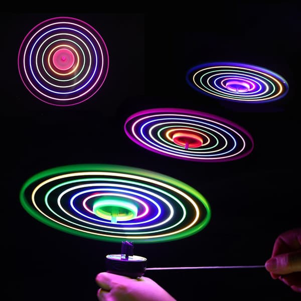 3 stk. LED lysende flyvende disk helikopterlegetøj, 3 snorstartere og 3 flyvende tepet, trækkesnor tepet UFO flyvende legetøj til børn Style 1 3Pcs