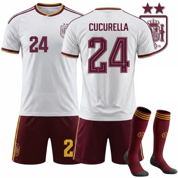 26-27 Spanien Udebanetrøje 2-Stjernet Børnefodboldtøj NR.24 CUCURELLA Trøje Shorts Sæt Drengefodbolduniform Med Strømper 24 26