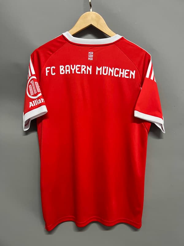 25-26 Bayernin kotipaita jalkapallopaita S-2XL Home M